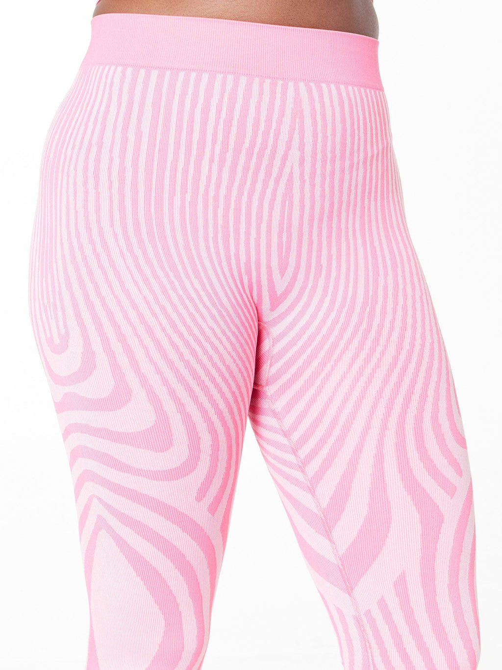 ILLUSION SEAMLESS LEGGING