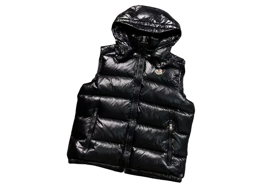 Moncler Bormes Gilet in Black