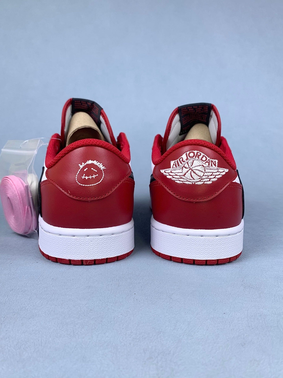 Air Jordan 1 Low Chicago White/Red Unisex Sneakers DM7866-101